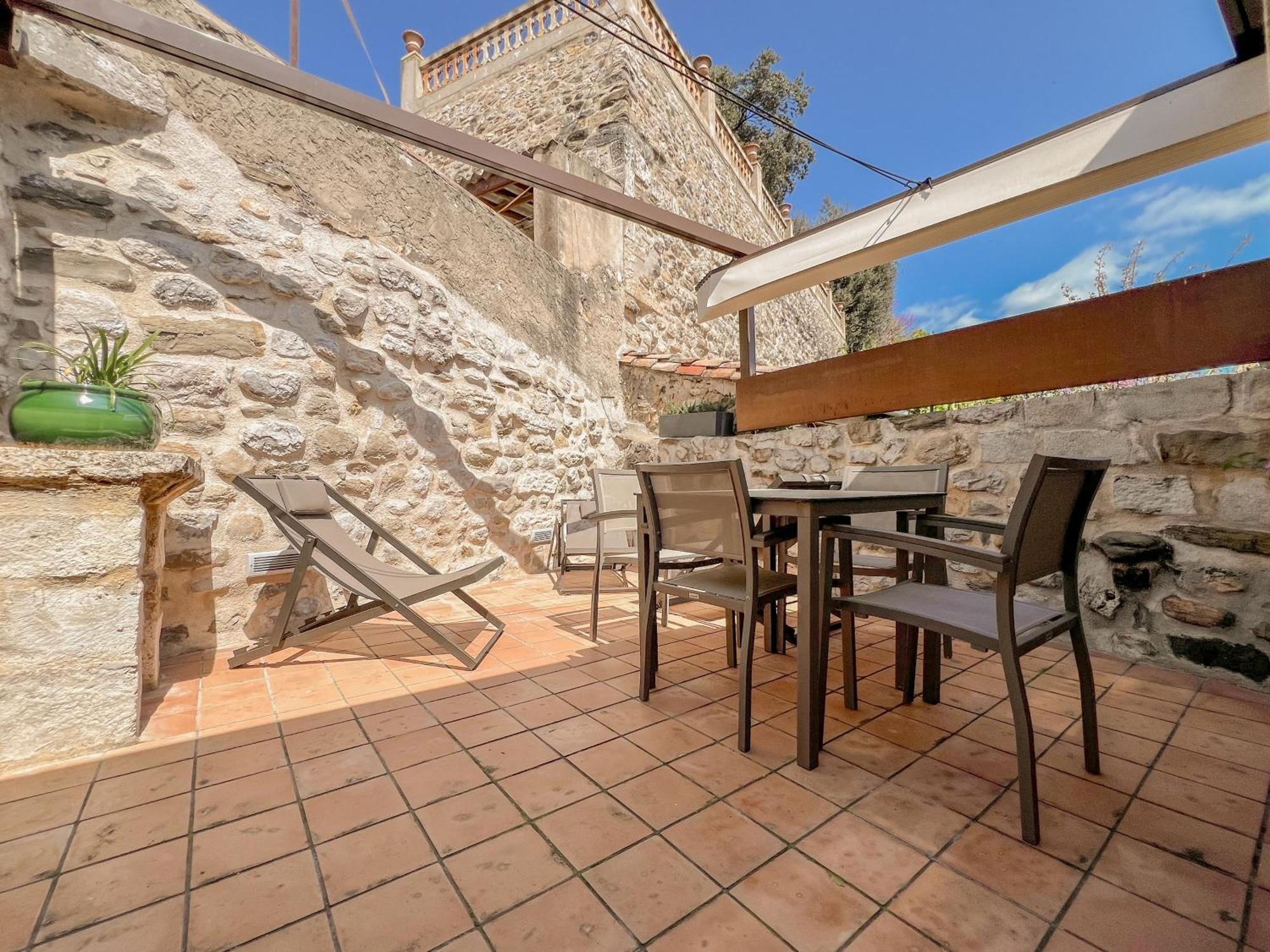 Can Bona Casa Espectacular Duplex Con Terraza Besalú Екстериор снимка